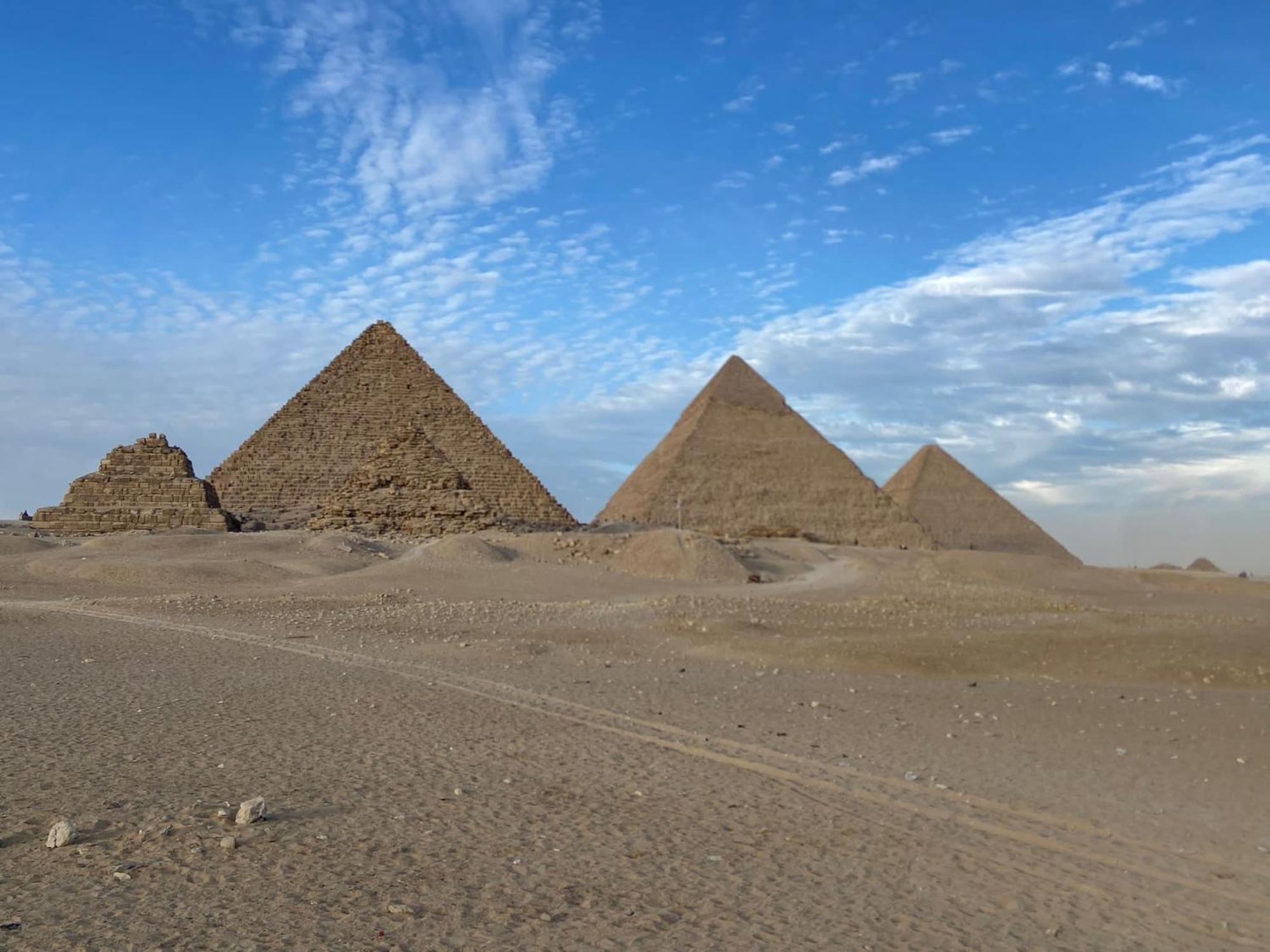 Апартаменты Loay Pyramids View Каир Экстерьер фото